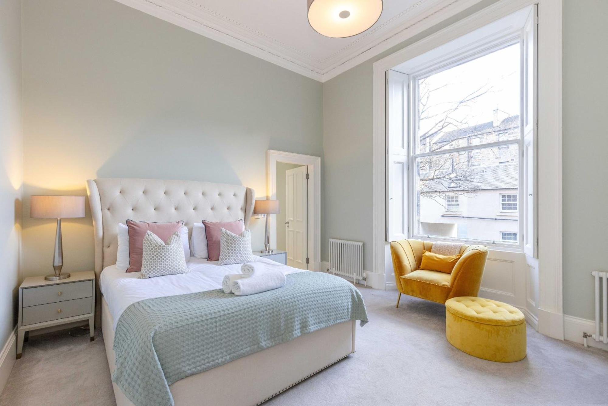 Dragon Suites - Alina Suite - 1 Bed City Centre Luxury Apartment EDI Exterior foto